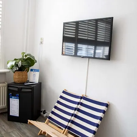 Hippocampus Aan Zee Guest house 3*